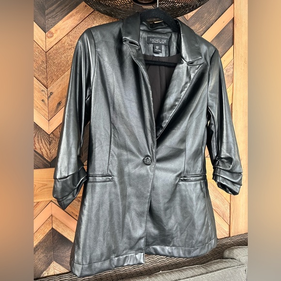 Rachel Zoe Faux Leather 90s Blazer Cinched Sleeves Size Small - Picture 3 of 11